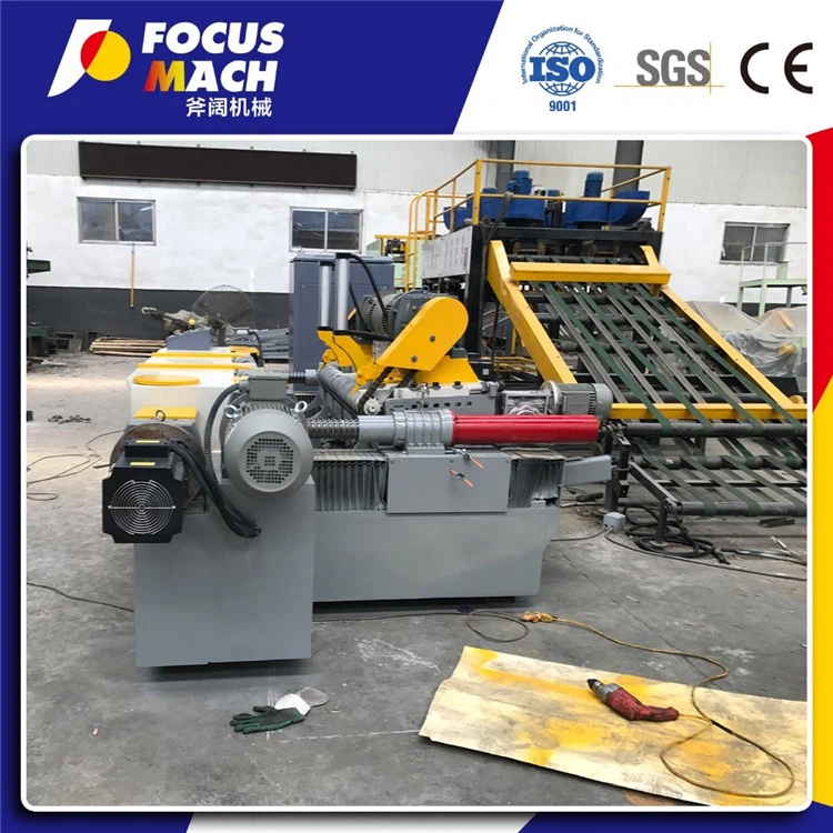 HIGH SPEED CORE VENEER ROTARY PEELING MACHINE 3 HIGH SPEED CORE VENEER ROTARY PEELING MACHINE 3
